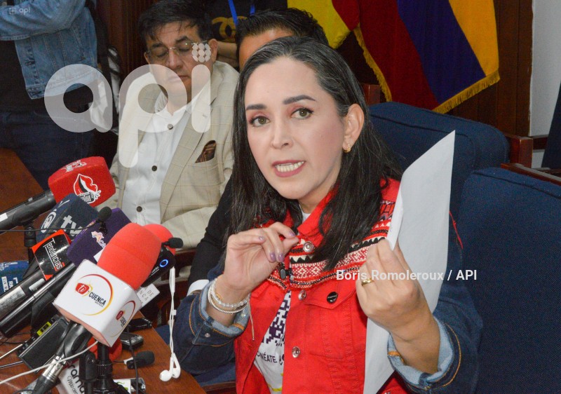 CUENCA-DORA ORDOÑEZ-PRECANDIDATA-PREFECTA