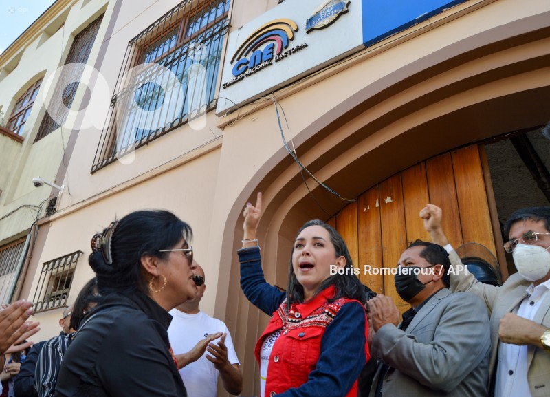 CUENCA-DORA ORDOÑEZ-PRECANDIDATA-PREFECTA