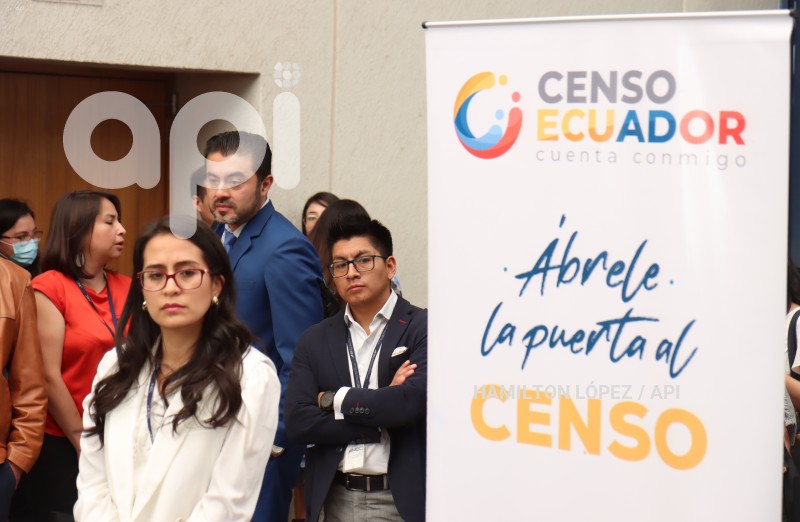 UIO-CENSO EN LÍNEA