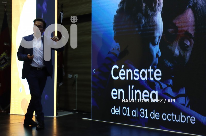 UIO-CENSO EN LÍNEA