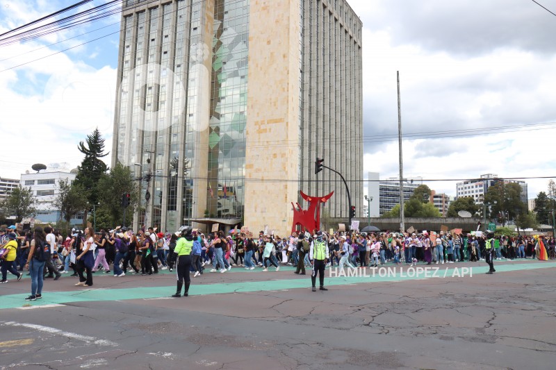 UIO-MARCHA DE LAS MUJERES