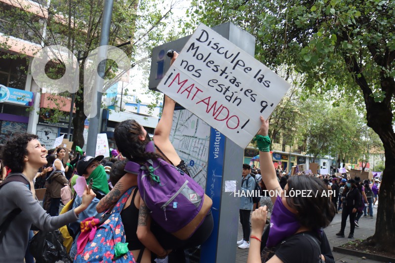 UIO-MARCHA DE LAS MUJERES