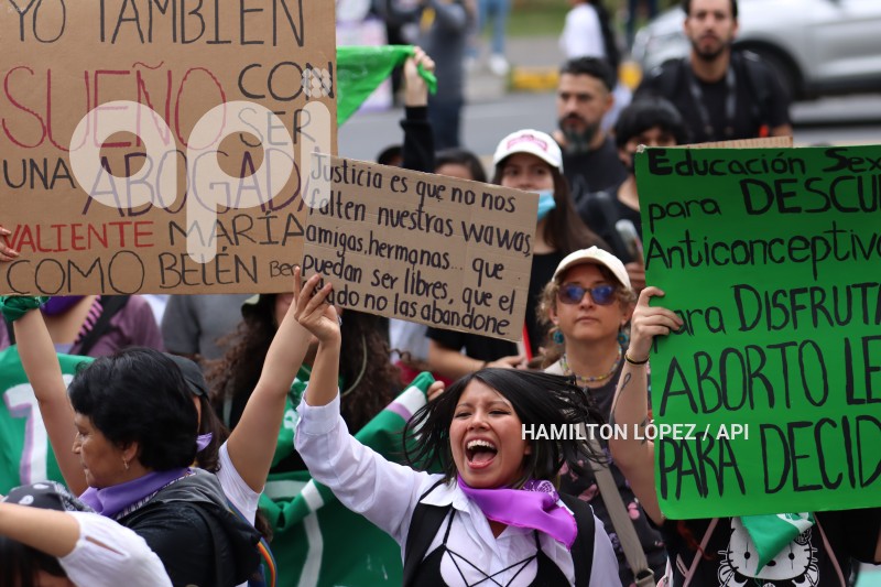 UIO-MARCHA DE LAS MUJERES
