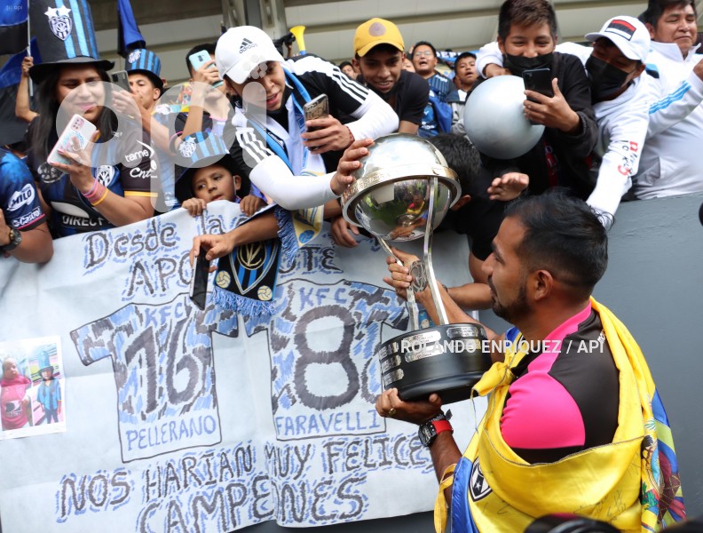 FBL-FESTEJO-IDV