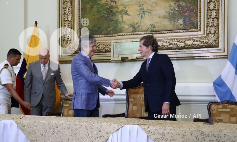 GYE-FIRMA DECRETO IESS