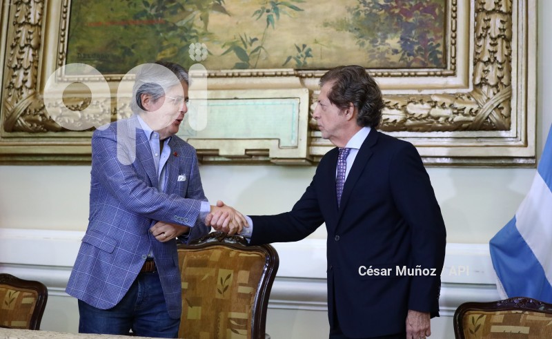 GYE-FIRMA DECRETO IESS