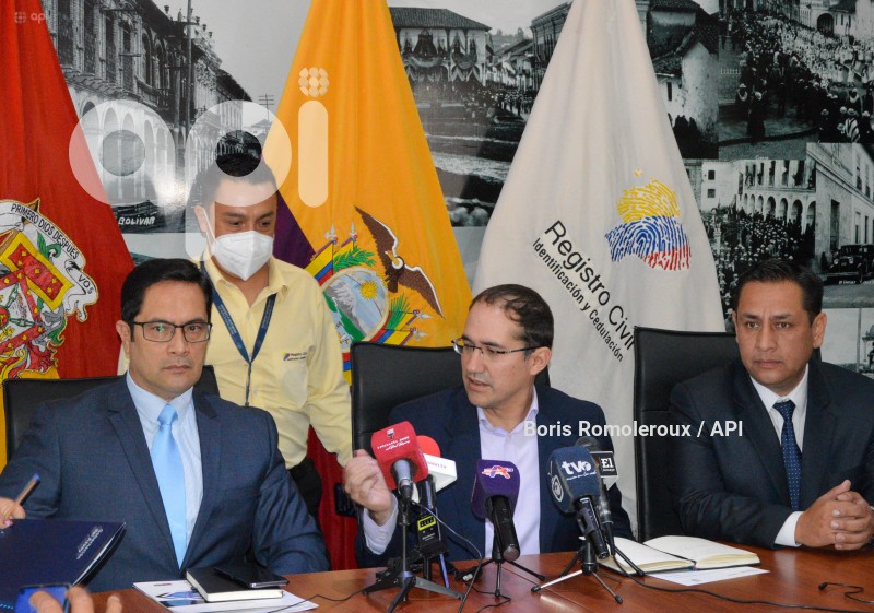 CUENCA-NUEVO COORDINADOR-REGISTRO CIVIL-FABIAN ANDRADE