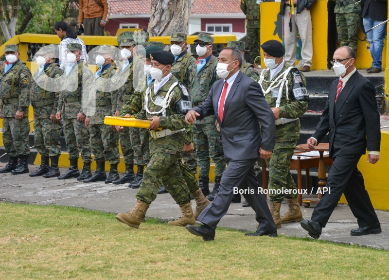 CUENCA-CEREMONIA MILITAR RESERVISTAS