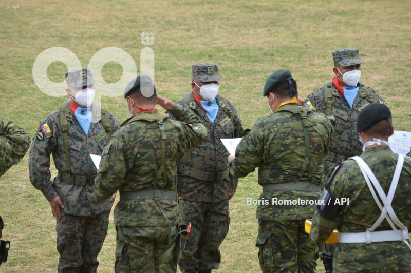 CUENCA-CEREMONIA MILITAR RESERVISTAS