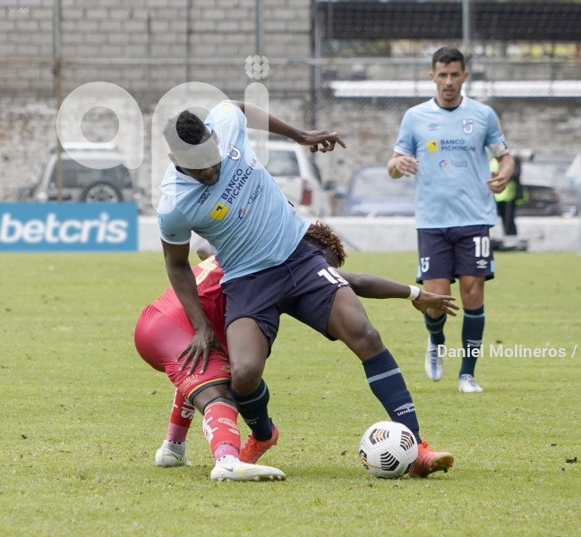 FBL_LIGAPRO_CUMBAYA_CATOLICA