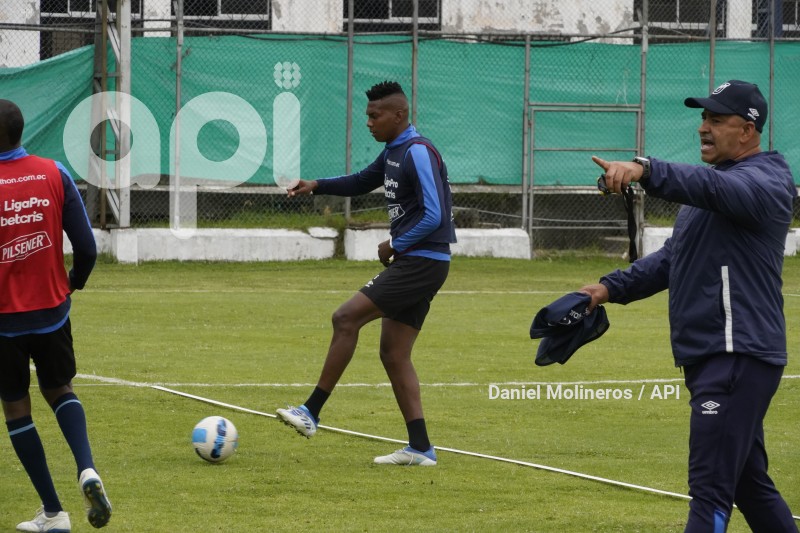 FBL_LIGAPRO_CUMBAYA_CATOLICA