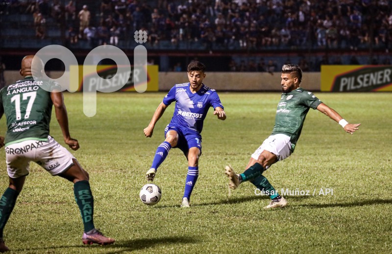 FBL-LIGAPRO-EMELEC-ORENSE