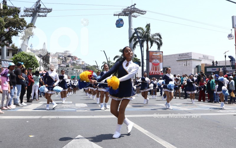 GYE-DESFILE CIVICO ESTUDIANTIL
