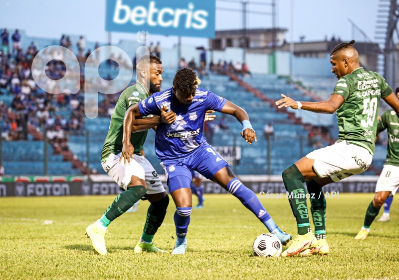 FBL-LIGAPRO-EMELEC-ORENSE