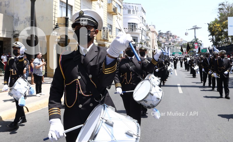 GYE-DESFILE CIVICO ESTUDIANTIL