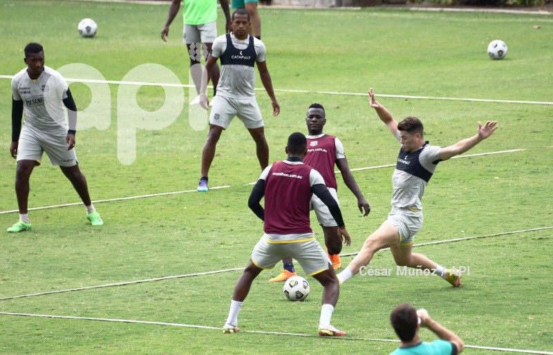 GYE-ENTRENAMIENTO-BARCELONA