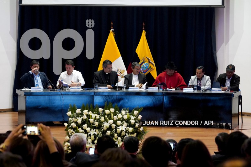 UIO-CIERRE-MESAS-DIALOGOS