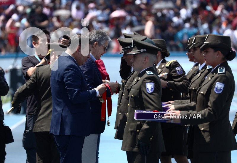 GYE-CEREMONIA GRADUACION POLICIAS