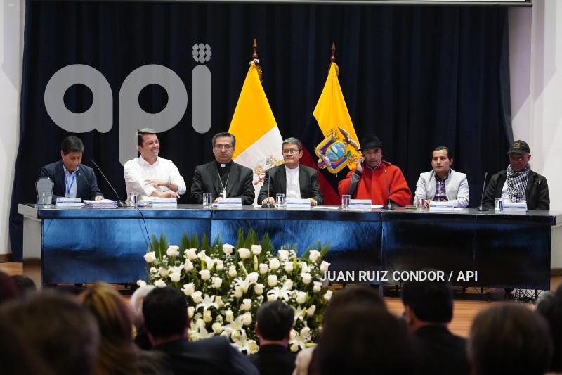 UIO-CIERRE-MESAS-DIALOGOS