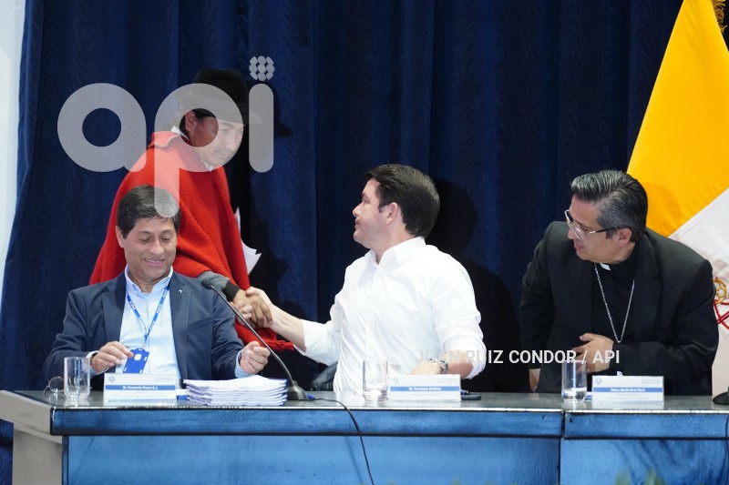 UIO-CIERRE-MESAS-DIALOGOS