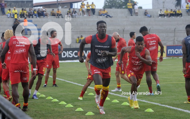 FBL-LIGAPRO-BARCELONA-AUCAS