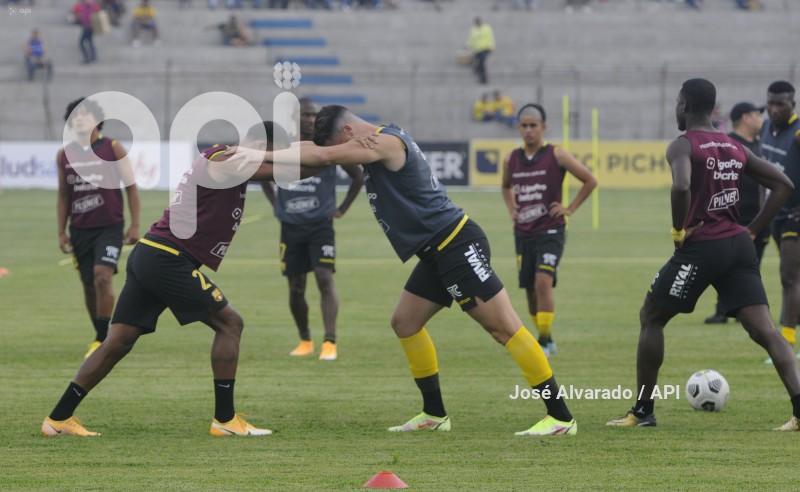 FBL-LIGAPRO-BARCELONA-AUCAS