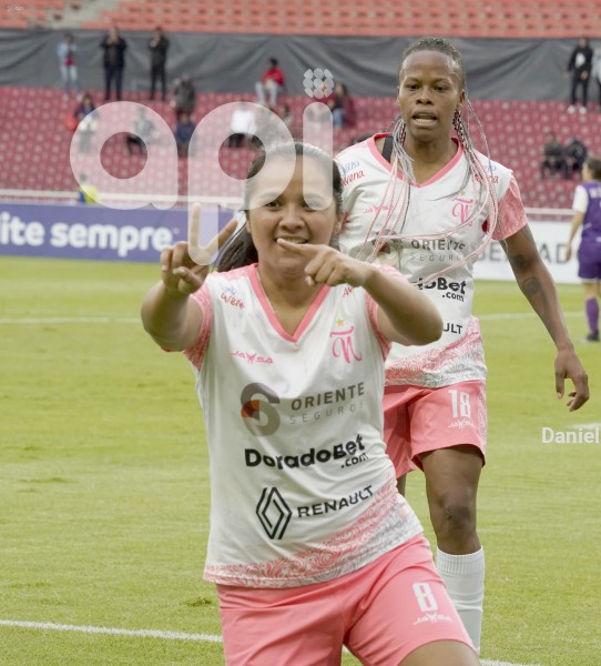 FBL_LIBERTADORES_FEM_NANAS_DEFENSOR