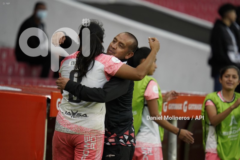 FBL_LIBERTADORES_FEM_NANAS_DEFENSOR