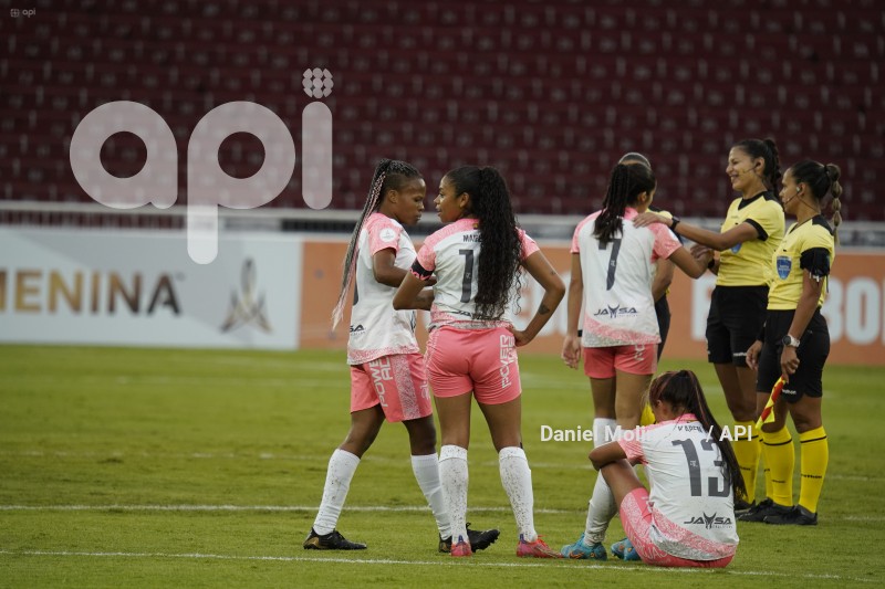 FBL_LIBERTADORES_FEM_NANAS_DEFENSOR