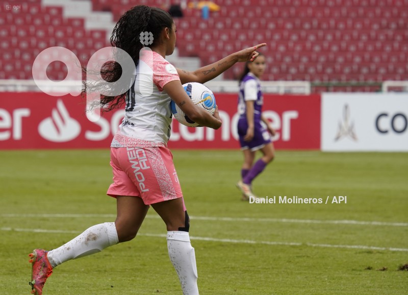 FBL_LIBERTADORES_FEM_NANAS_DEFENSOR