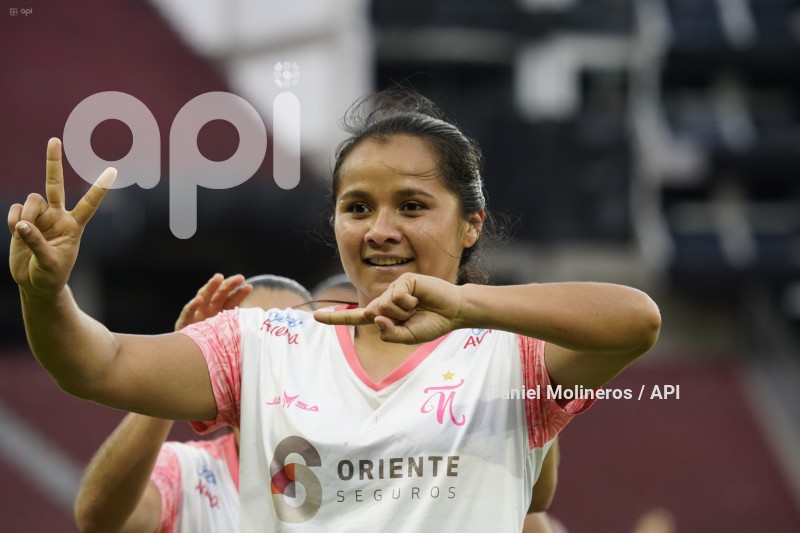 FBL_LIBERTADORES_FEM_NANAS_DEFENSOR