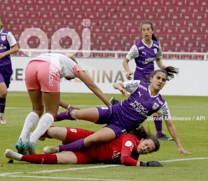 FBL_LIBERTADORES_FEM_NANAS_DEFENSOR