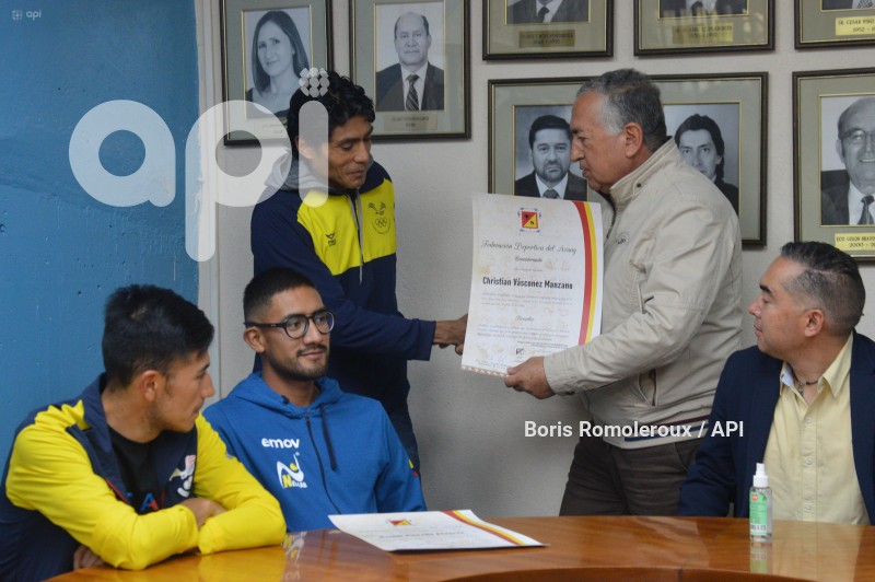 CUENCA-DEPORTISTAS MEDALLISTA-SURAMERICANO