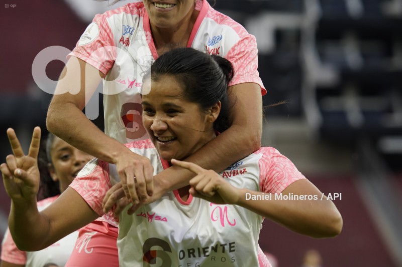 FBL_LIBERTADORES_FEM_NANAS_DEFENSOR