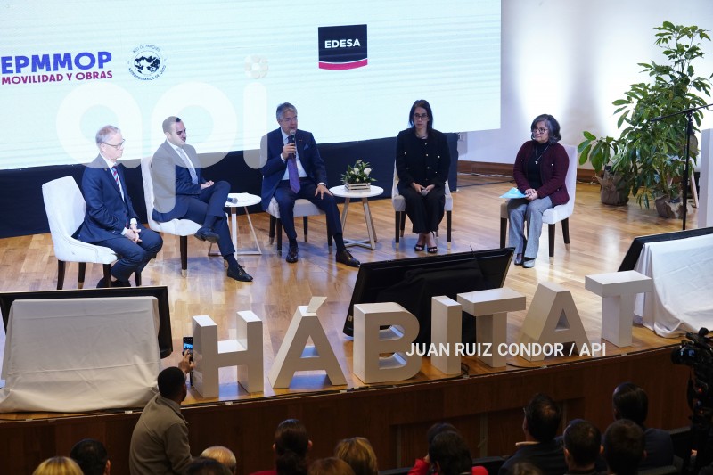 UIO-INAUGURACION-HABITAT-LASSO
