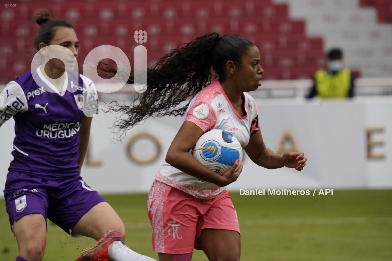 FBL_LIBERTADORES_FEM_NANAS_DEFENSOR