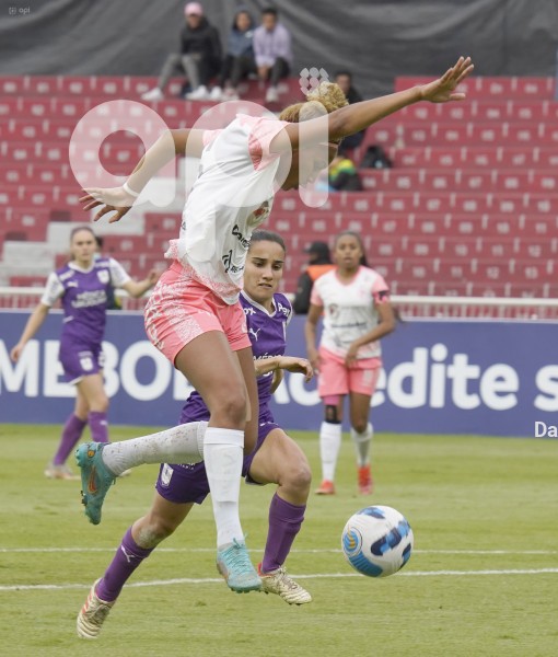 FBL_LIBERTADORES_FEM_NANAS_DEFENSOR