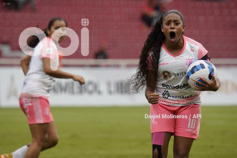 FBL_LIBERTADORES_FEM_NANAS_DEFENSOR