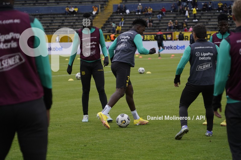 FBL_LIGAPRO_CUMBAYA_BARCELONA