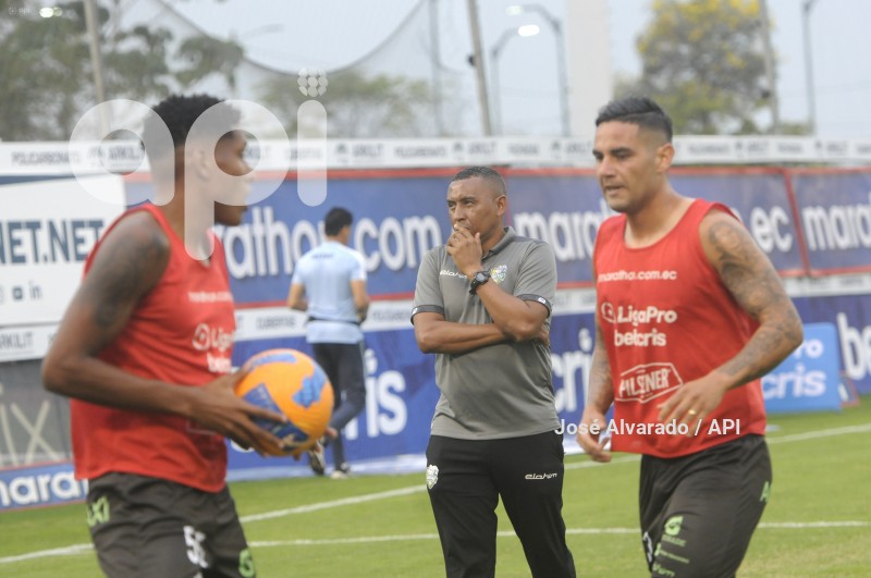 FBL-LIGAPRO-GUAYAQUILCITY-ORENSE