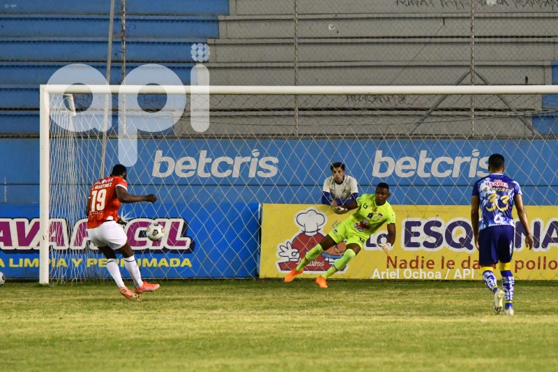 FBL-LIGAPRO-DELFIN - U CATOLICA
