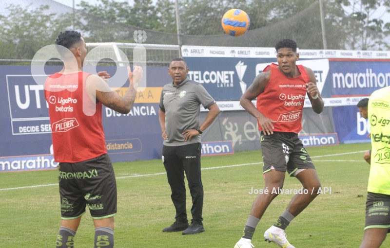 FBL-LIGAPRO-GUAYAQUILCITY-ORENSE