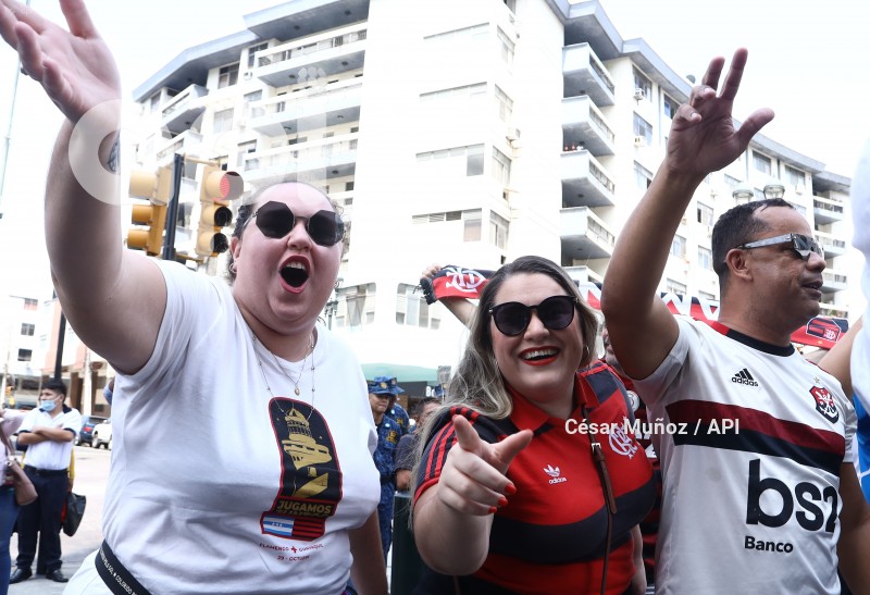 GYE-LLEGADA EQUIPO FLAMENGO