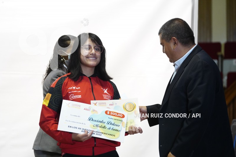 UIO-PICHINCHA-MEDALLAS-MARATON