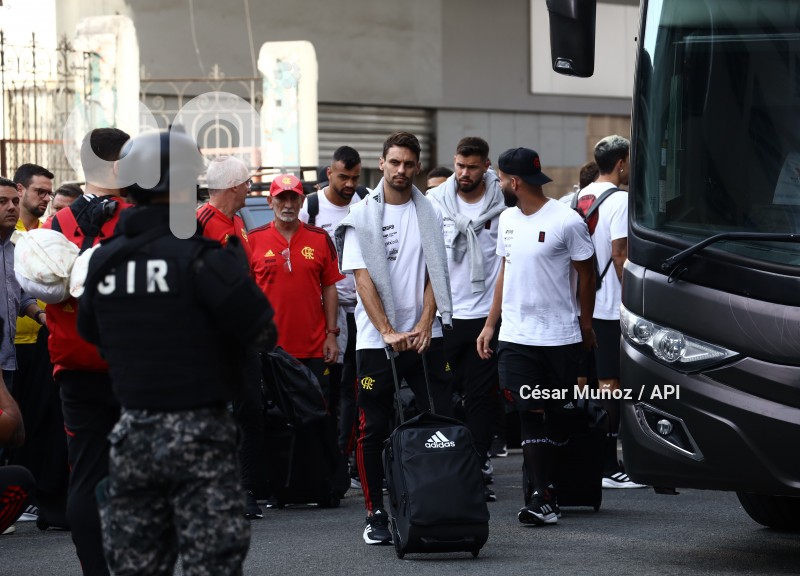GYE-LLEGADA EQUIPO FLAMENGO