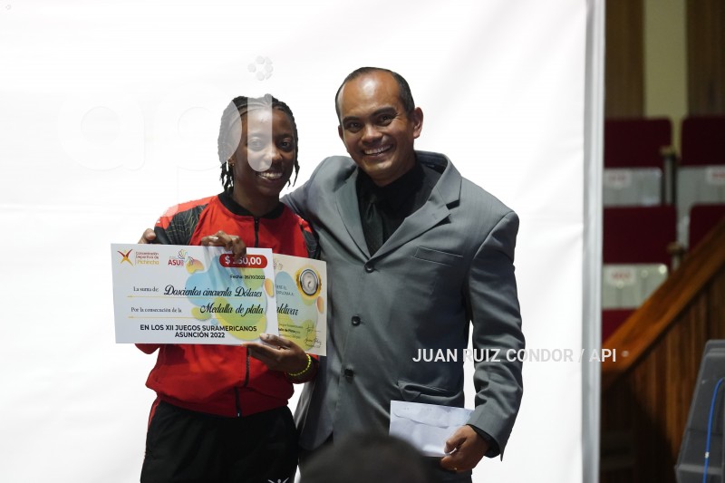 UIO-PICHINCHA-MEDALLAS-MARATON