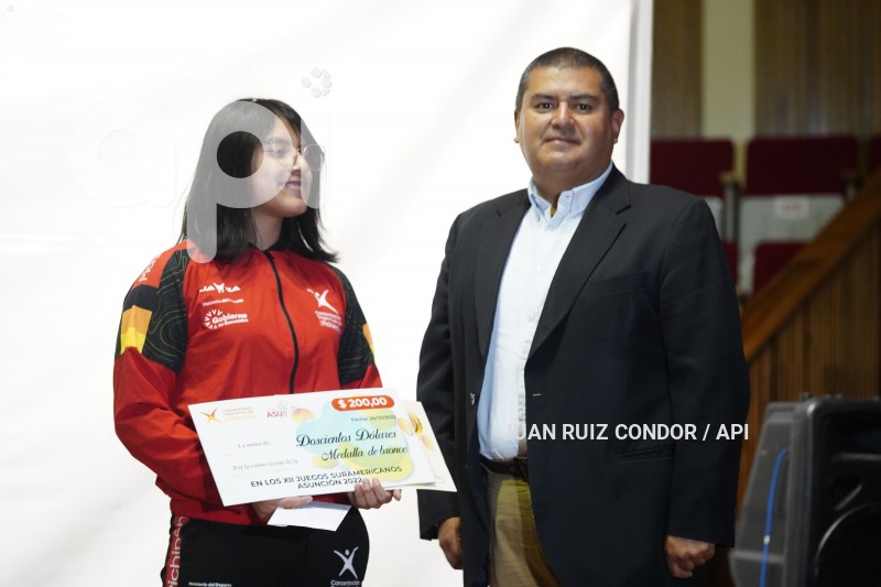 UIO-PICHINCHA-MEDALLAS-MARATON