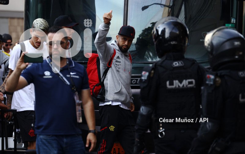 GYE-LLEGADA EQUIPO FLAMENGO