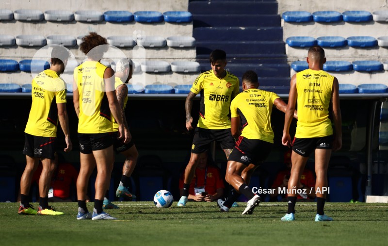 GYE-ENTRENAMIENTO FLAMENGO