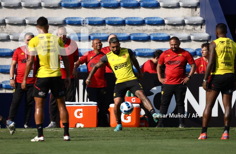 GYE-ENTRENAMIENTO FLAMENGO